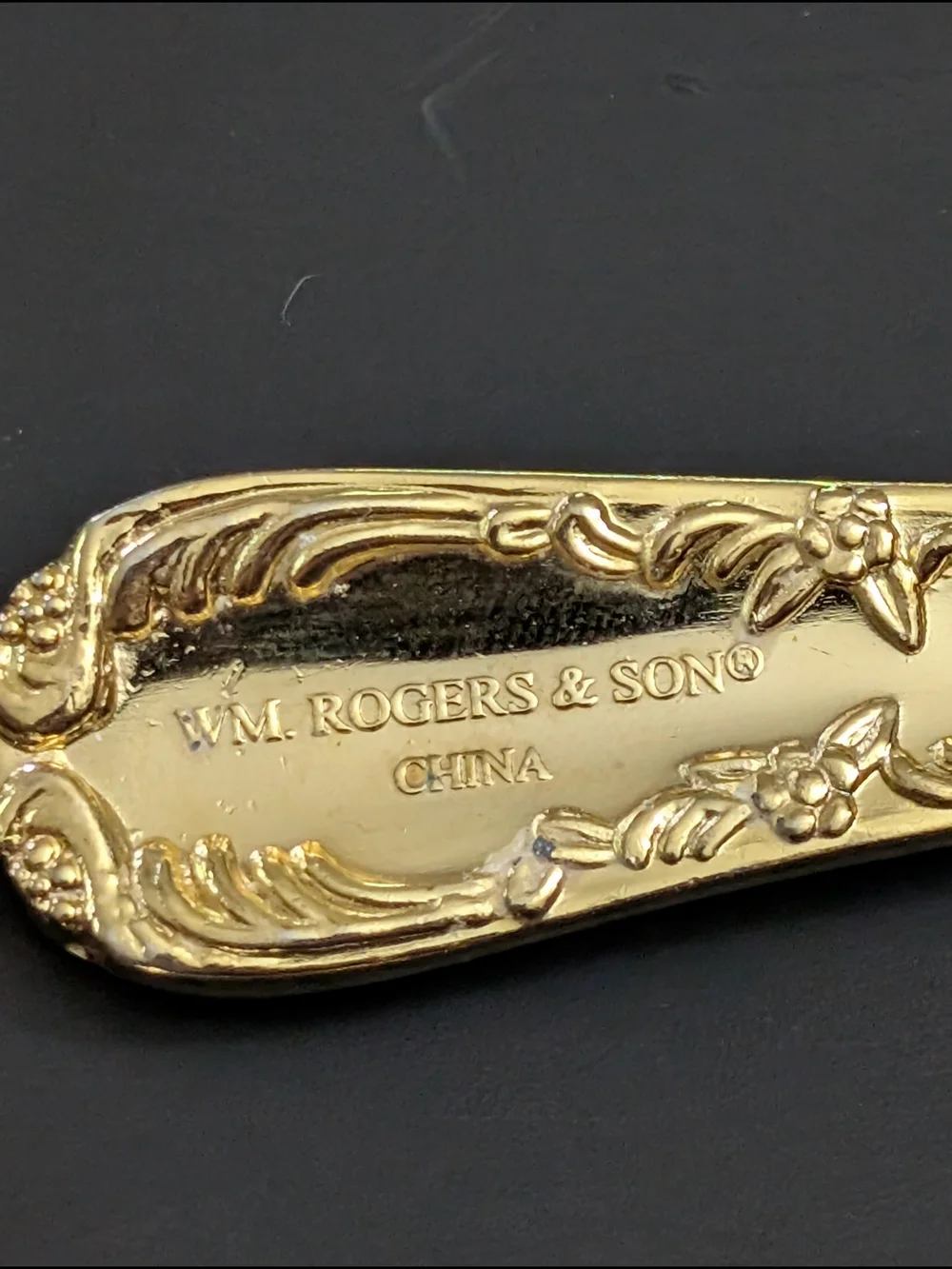 WM Rogers & Son Enchanted Rose Gold Flatware 8-2026